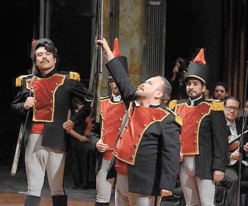 El tenor veracruzano Javier Camarena presentó la noche del jueves La hija del regimiento, de Donizetti. Foto: CORTESÍA INBAL