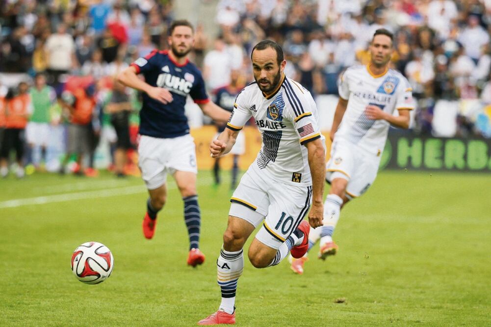 Con el LA Galaxy, el talentoso jugador ganó varios títulos en la MLS (JAE C. HONG. AP)