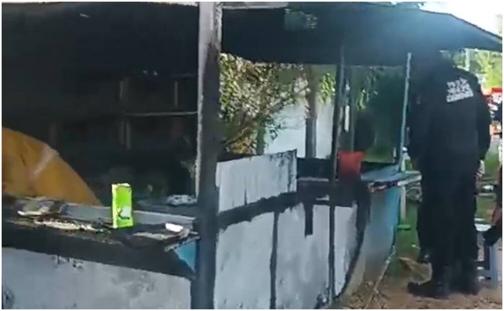 Un puesto de antojitos en Valladolid, Yucatán se incendió y dos mujeres resultaron lesionadas con diferentes quemaduras (09/10/2024). Foto: Especial