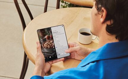 Así es el Motorola Razr Fold, su primer plegable tipo libro