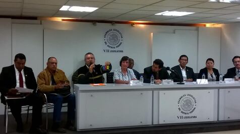 Morena: Piden que los 20 mil ciudadanos acudan a firmar amparo