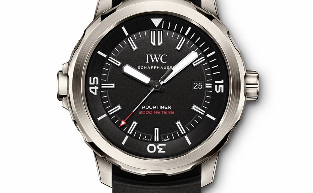 IWC bucea a 2,000 metros con reloj ultradelgado
