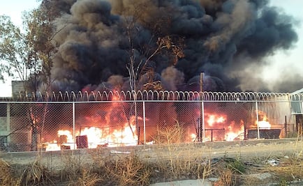 Reportan incendio en bodega de Río de los Remedios