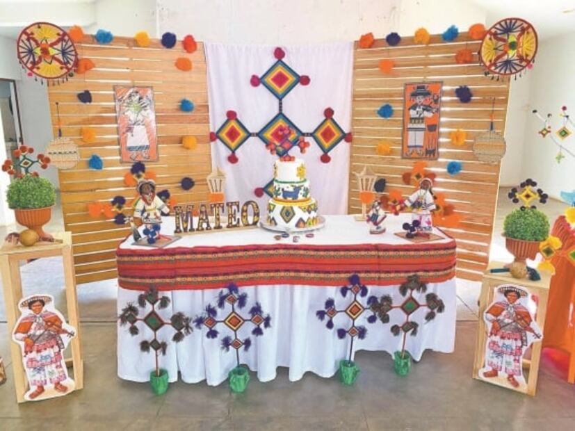 Festejan la vida con identidad huichol
