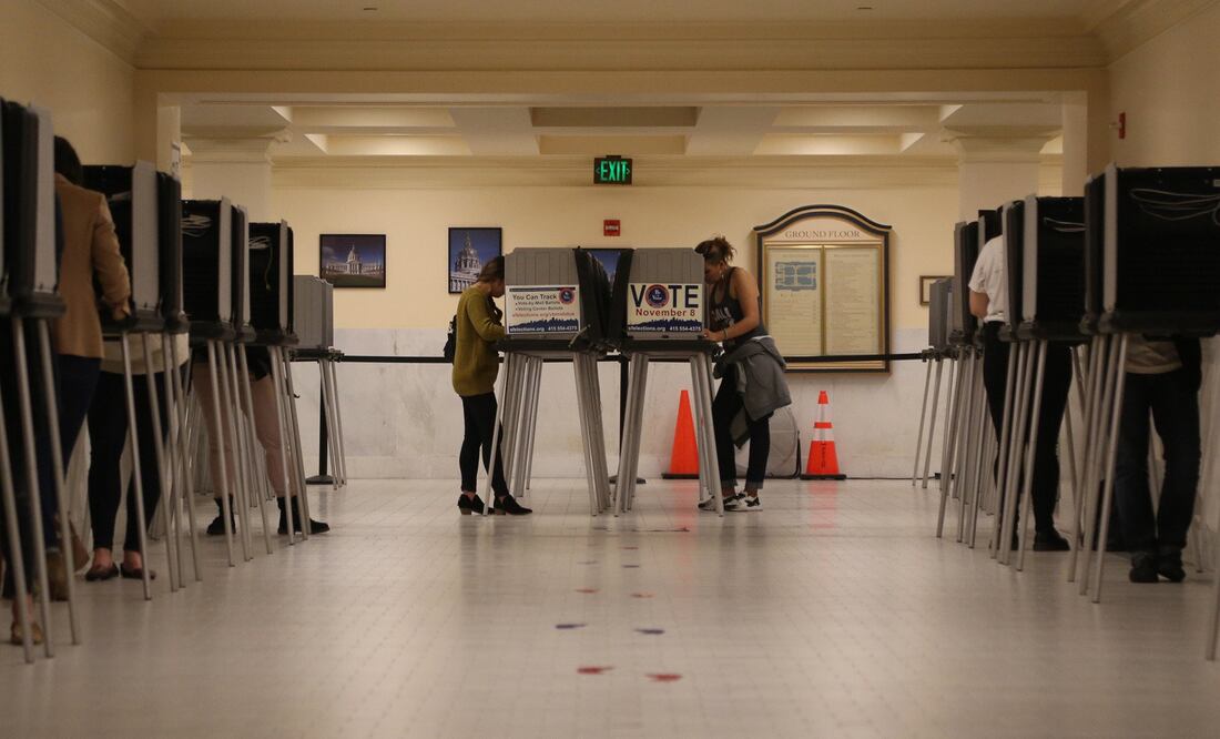 Los demócratas necesitaban ganar cuatro escaños para tomar la mayoría en el Senado en caso de que Hillary Clinton llegue a la Casa Blanca (Xinhua)