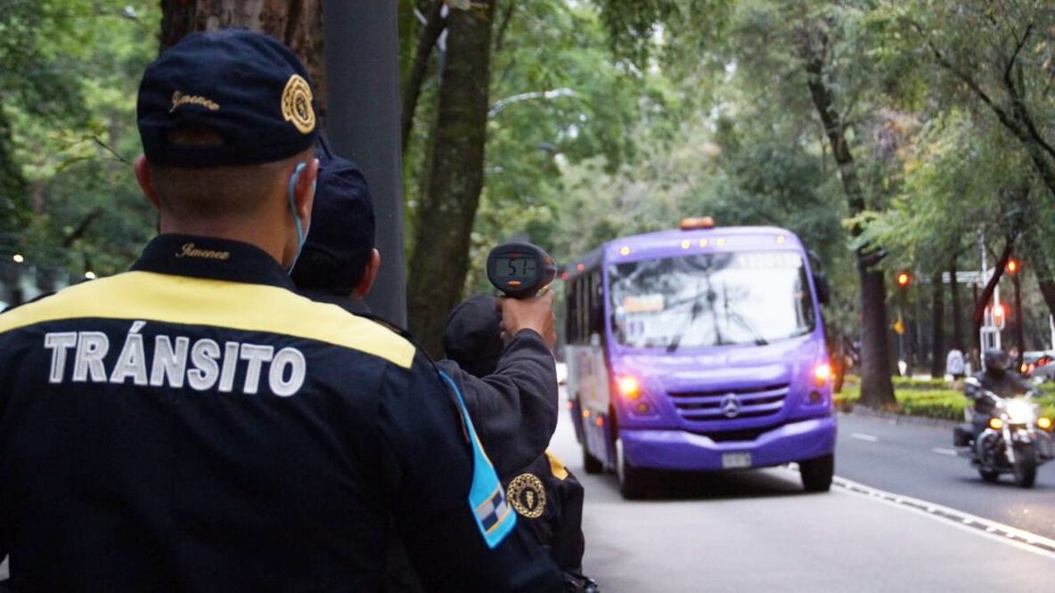 El Gobierno de la CDMX anunció cambios al reglamento de tránsito. Foto: Twitter @SSC_CDMX