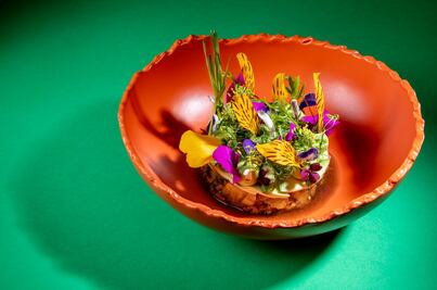Flores comestibles: primavera puesta en el plato