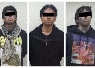 Detienen a cuatro jóvenes por grafitear el Metro; fueron sorprendidos en estación Tacubaya de la Línea 7