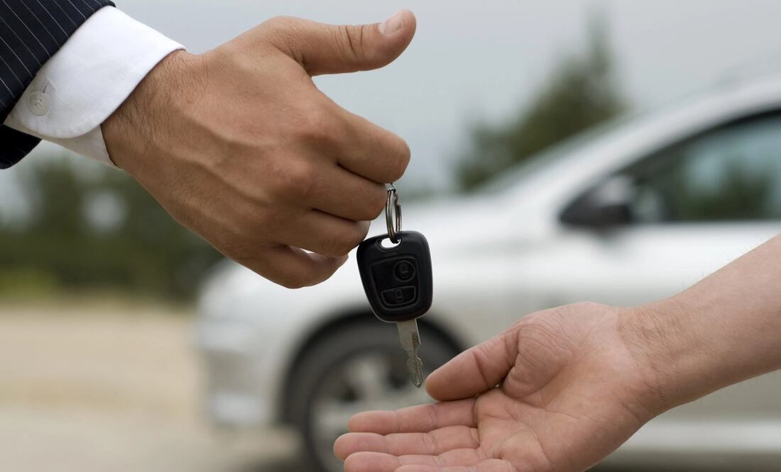 Marca de autos perdió 8.7 mdd por empleado que daba “descuentos de familia” a todos los clientes