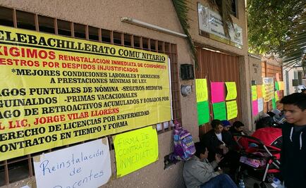 Docentes realizan "plantón" por falta de pago en Oaxaca 