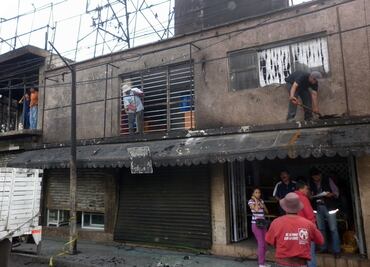 Afectados por pipa en Tlalnepantla piden ayuda