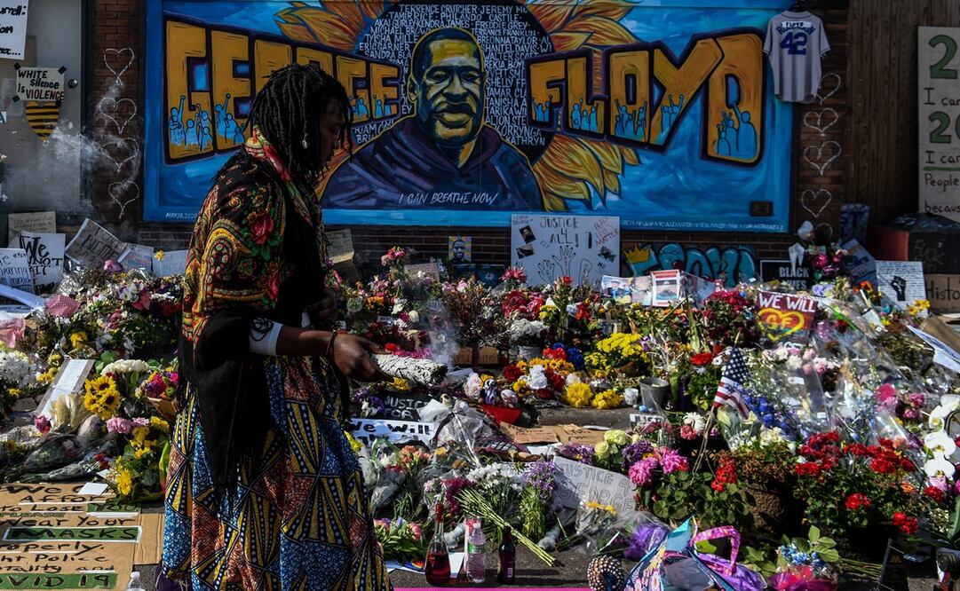 Mural en honor a George Floyd en Minnesota (Foto: AFP)