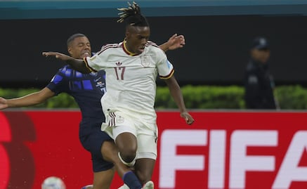 Nico Williams comparte desgarrador mensaje por lesión que podría dejarlo fuera del Mundial