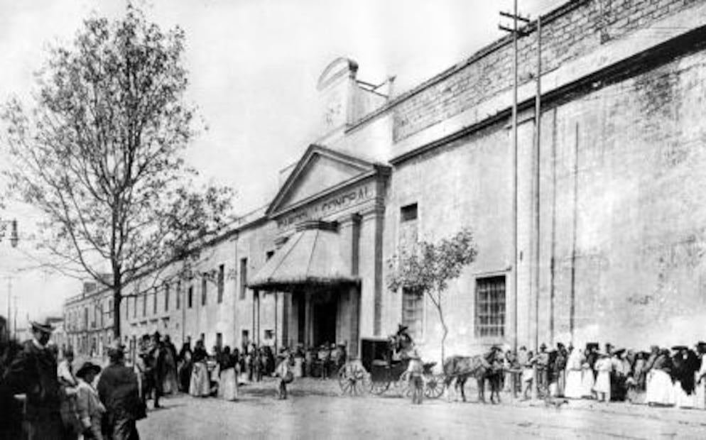 Cuando los presos caminaban por las calles del Centro