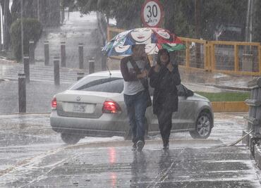 Reportan lluvia en cuatro delegaciones de la CDMX