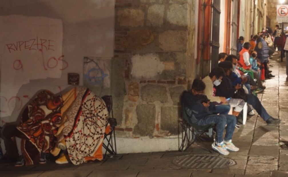 El 8M, vacunas y reapertura de museos, entre las fotos de la semana