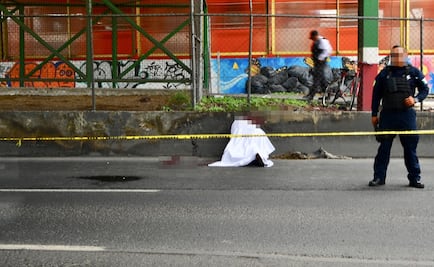 Presunto ladrón se salva de ser linchado y muere atropellado en Neza