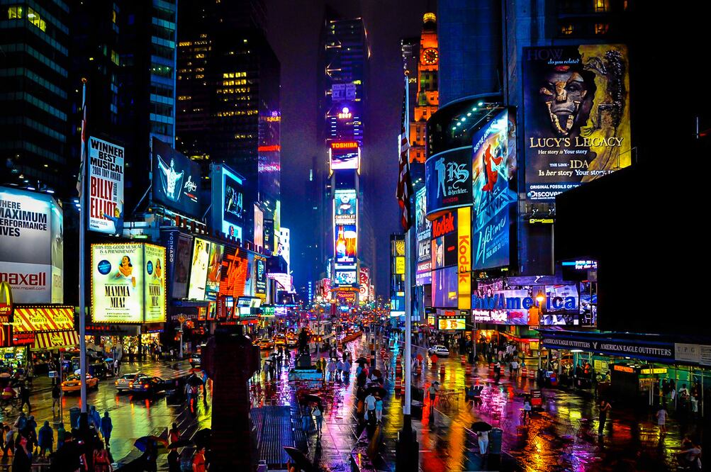 Time Square es una de las zonas más populares de Nueva York y que debes visitar en tu primer viaje. (Foto: Istock)