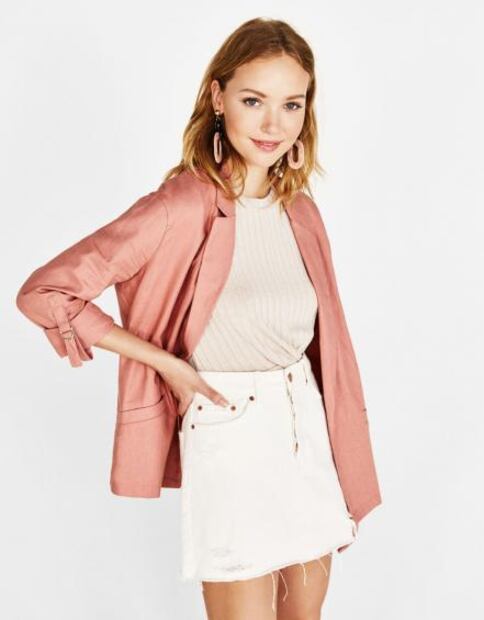 Prendas de lino para estar fresca en temporada de calor