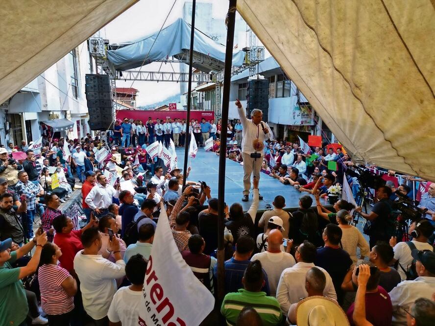 Habló ante habitantes de Tierra Caliente en Michoacán. Foto: Especial