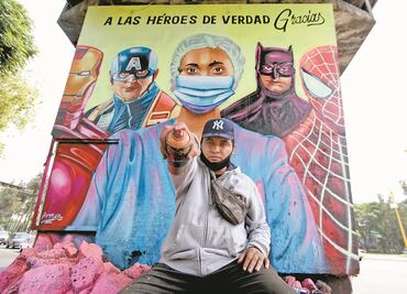 Pintan grafiti en honor de los doctores en CDMX