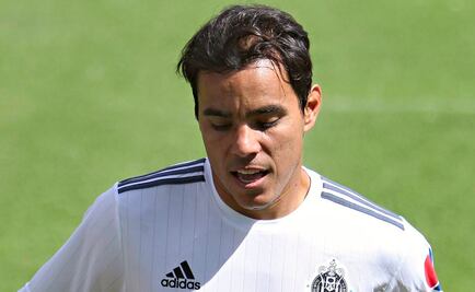 Omar Bravo, baja contra Pumas