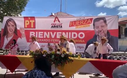 Lanzan huevos, otra vez, a Fernández Noroña en evento en Hidalgo; culpa a gobernador 