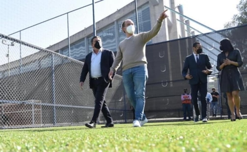Alcaldía de Benito Juárez recupera canchas de futbol de la Alberca Olímpica