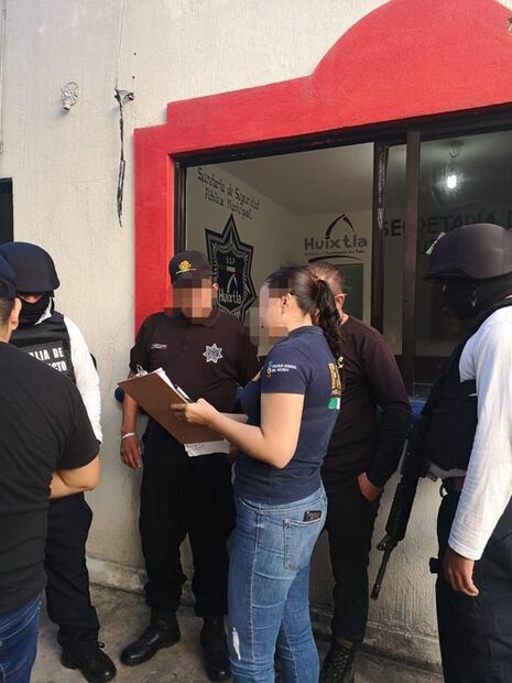 Detienen a director de Seguridad Pública, a Comandante y a 100 policías en Chiapas