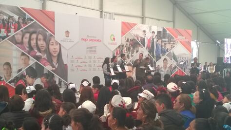 Asegura Eruviel Ávila que no suspenderá programas sociales