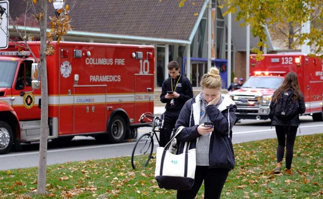 El video de las cámaras de seguridad del campus confirmó que el joven llegó en su vehículo y perpetró solo su ataque. Foto: Xinhua