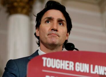 Trudeau anuncia proyecto de ley que "congela" tenencia de armas de fuego en Canadá