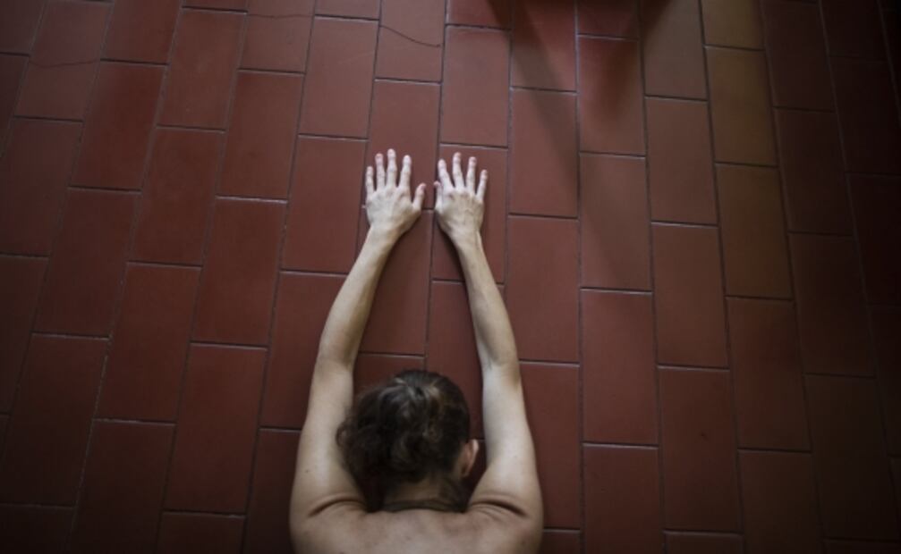 "¿Por qué sigo entrenando?": Así sobrevive la pandemia una bailarina de ballet en Venezuela