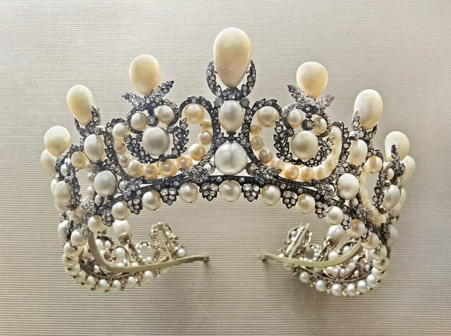 Corona de la Galería Apolo, del Museo del Louvre; pertenece a la emperatriz Eugenia.
Foto: presse.louvre