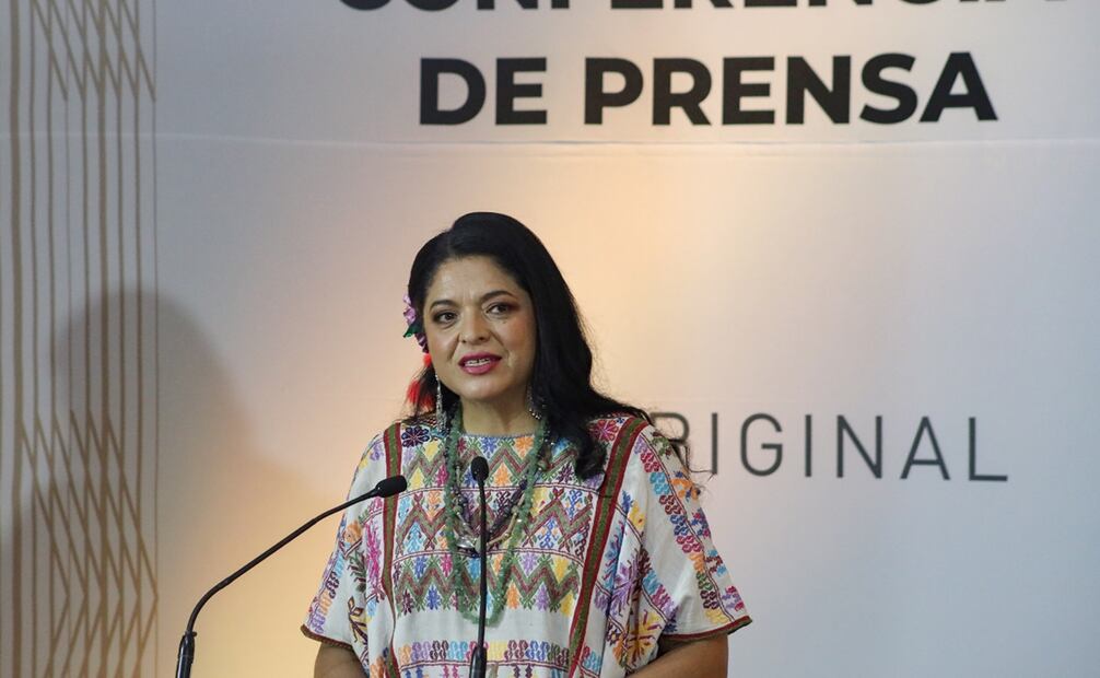 Conferencia de prensa por Original, Encuentro de arte textil mexicano, en el vestíbulo del Palacio de Bellas Artes.
Foto: Hugo Salvador/ El Universal