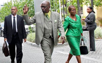 Demoran audiencia de extradición de Jack Warner