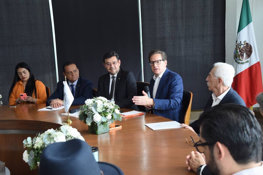 El abanderado de Movimiento Ciudadano a la Jefatura de Gobierno de la CDMX, llamó a la  ciudadanía a comparar trayectorias y resultados de él y sus contrincantes, y elegir la mejor alternativa. (Foto: especiales)