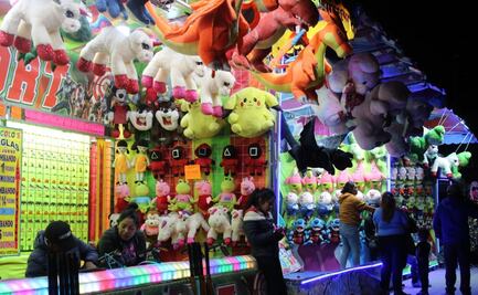 Llegan Santa Claus y los Reyes Magos al Monumento a la Revolución 