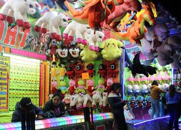 Llegan Santa Claus y los Reyes Magos al Monumento a la Revolución