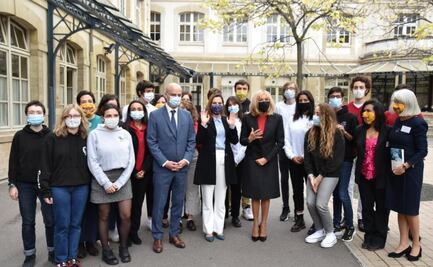 AMLO declinó invitación a Francia, en su lugar fue su esposa Beatriz Gutiérrez Müller