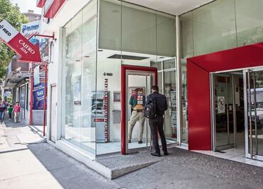 AL, renuente en rescates a bancos