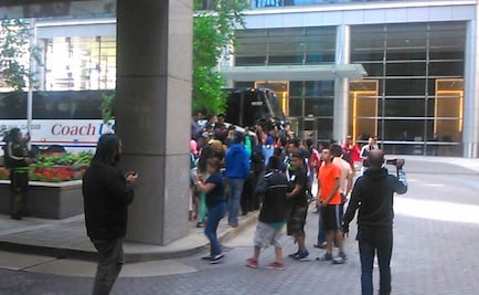 La gente se aloca con el Tri