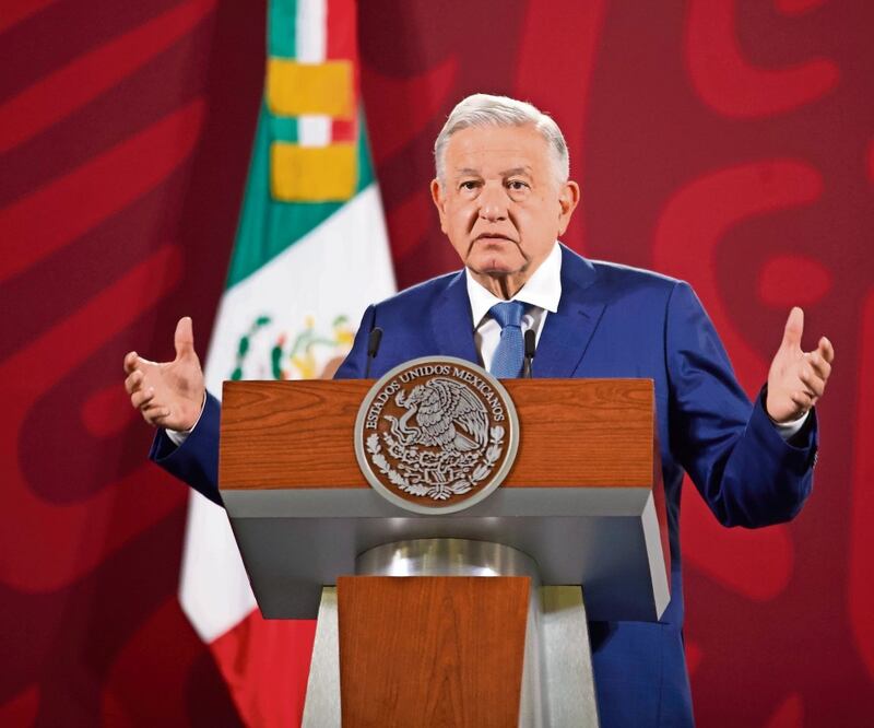 El presidente Andrés Manuel López Obrador dijo que busca que los consejeros del INE y magistrados sean electos por el pueblo.