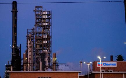 EU pone fin a licencia de Chevron en Venezuela; le da un mes para salir del país sudamericano