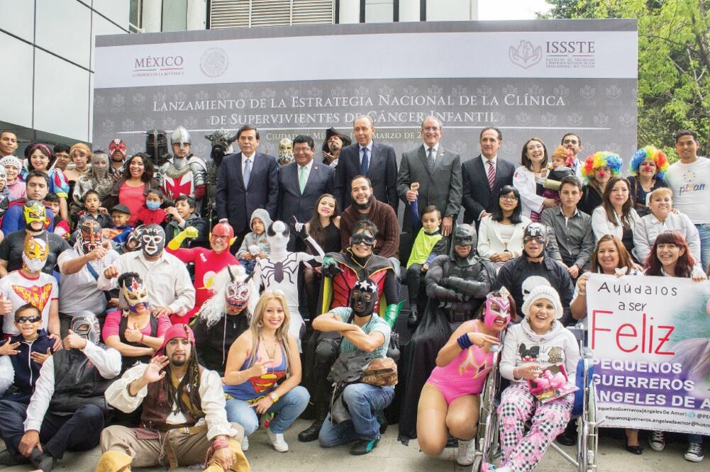 José Reyes Baeza, director del ISSSTE, asistió a la inauguración del la clínica , que estará en el Centro Médico 20 de Noviembre (JENIFER NAVA. EL UNIVERSAL)