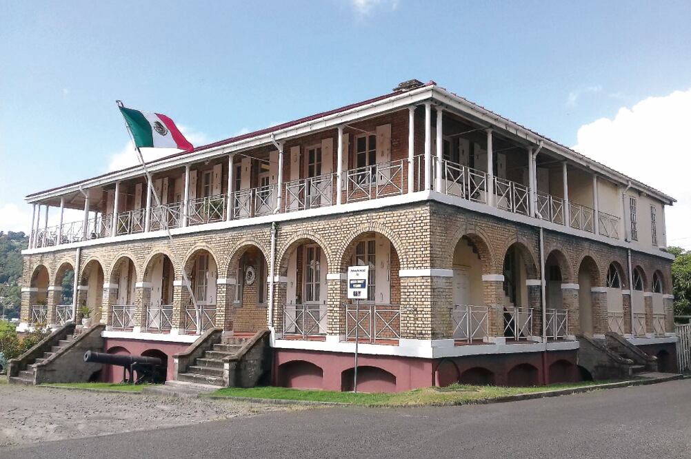 La embajada de Santa Lucía, isla ubicada en el mar Caribe, es una de las sedes diplomáticas más caras para el erario, pues la atención por cada connacional cuesta casi 24 mil dólares anuales. (FOTO: TOMADAS DE FACEBOOK)