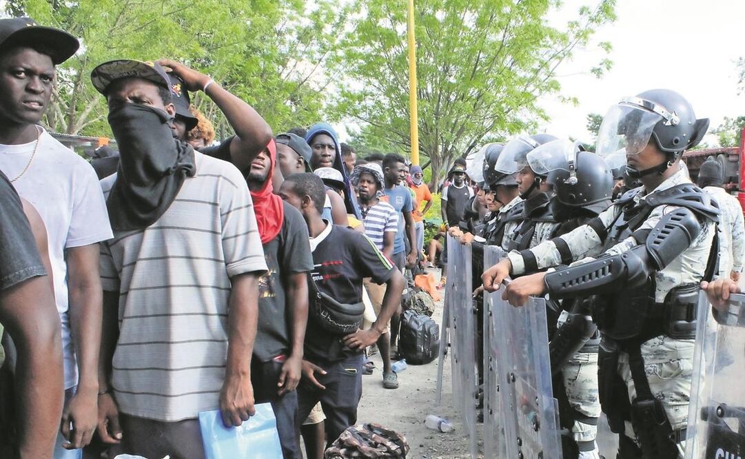 Las solicitudes de refugio o asilo exponen a los migrantes a trámites burocráticos que los hacen esperar hasta un año, indicaron expertos. Foto: Archivo. El Universal