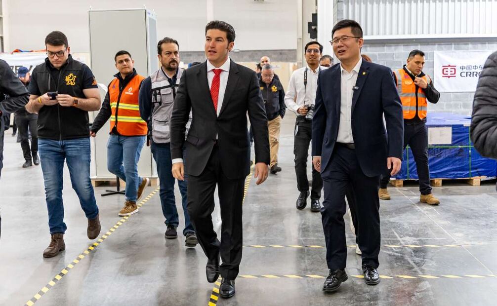 Samuel García supervisa proyecto de metro en Nuevo León. Foto: Especial