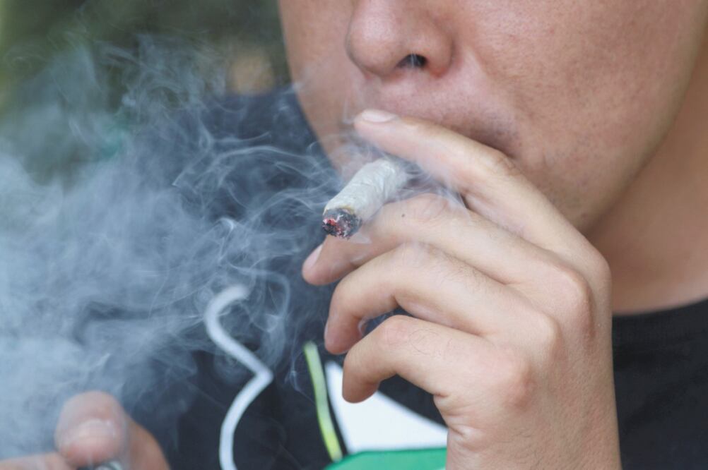 El uso habitual de cannabis se relaciona con problemas psicológicos y una mayor probabilidad de drogadicción en la adultez, dicen. Foto: ARCHIVO EL UNIVERSAL