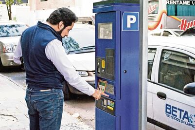 Atorados, 158 mdp de parquímetros en 13 polígonos